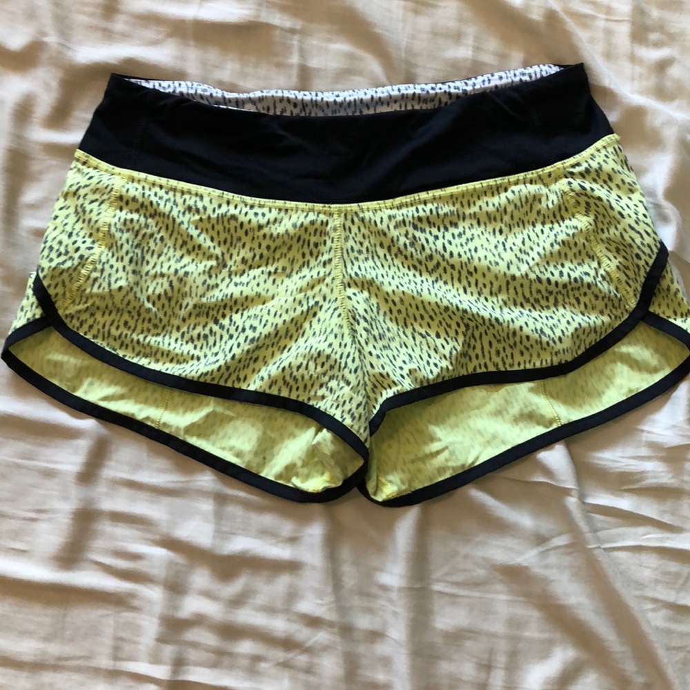 Lululemon shorts size 4